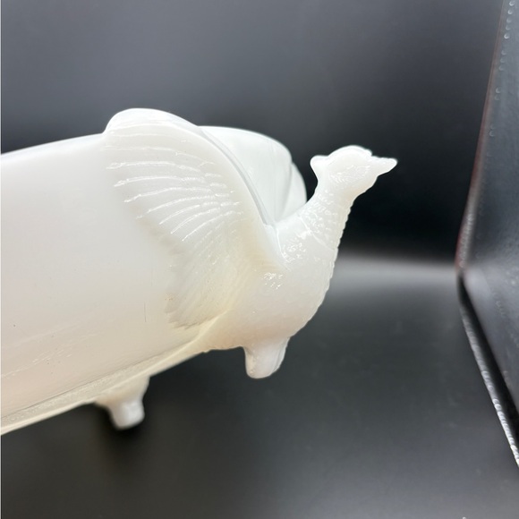 Vintage Jeanette Milk Glass Pheasant Footed Pedestal Candy Fruit Nut Dish Bowl - Picture 6 of 11